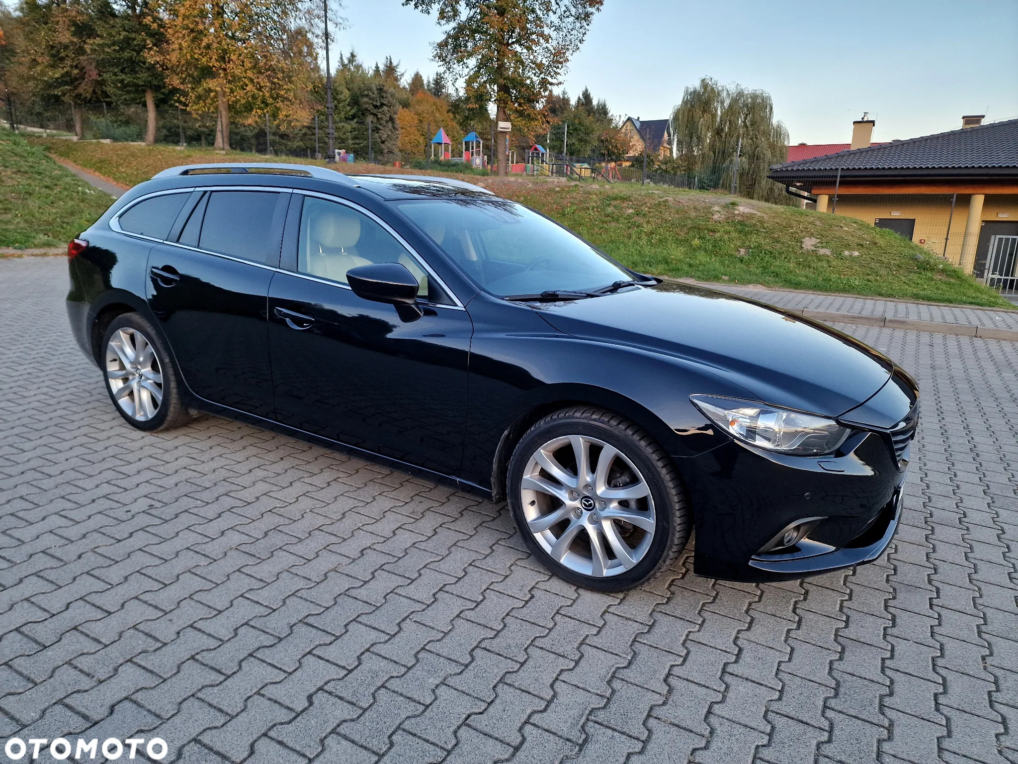 Mazda 6 Kombi SKYACTIV-D 175 i-ELOOP Sports-Line - 12