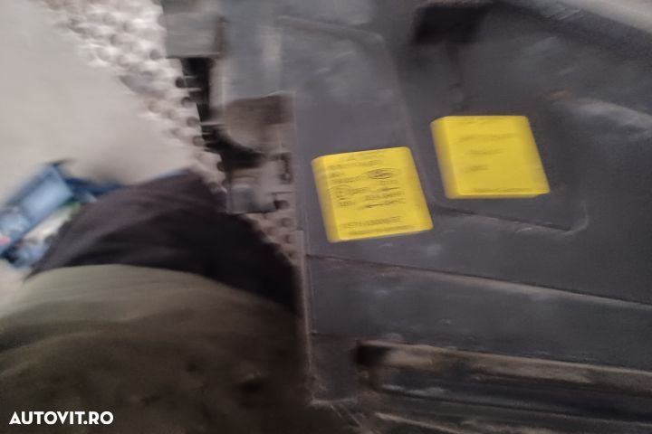 Far stanga Ford Mondeo MK3 [facelift] [2003 - 2007] Sedan 2.0 TDCi AT - 1