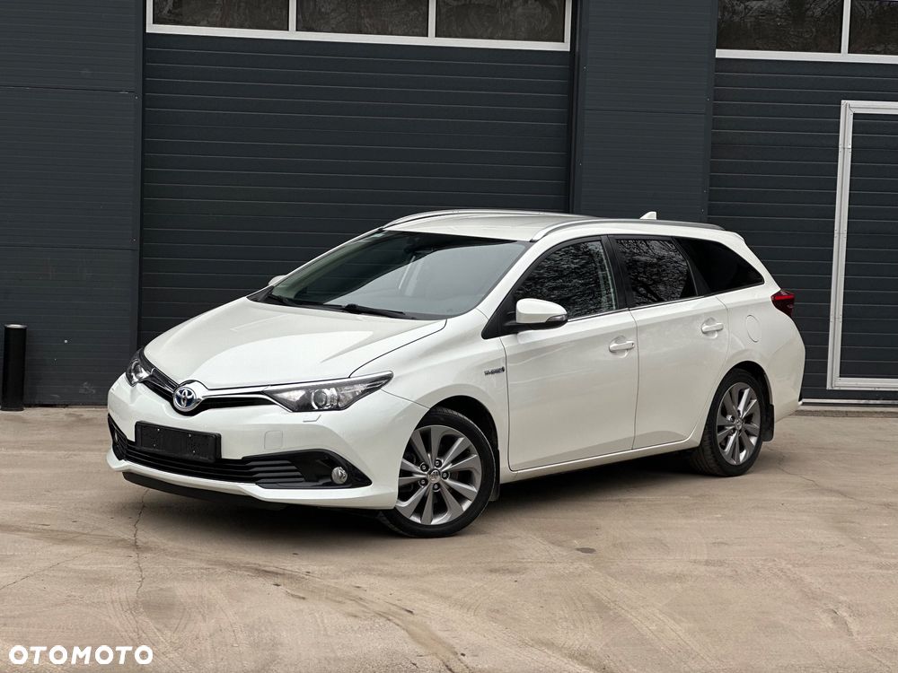Toyota Auris 1.8 HSD Luna - 9