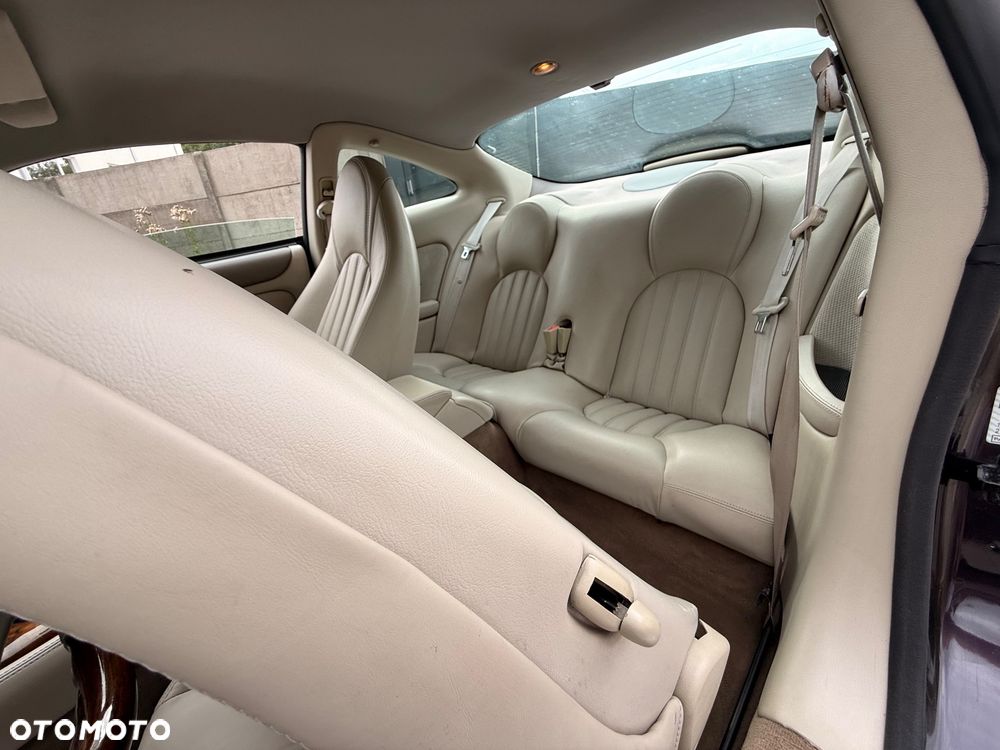Jaguar XK8 - 26