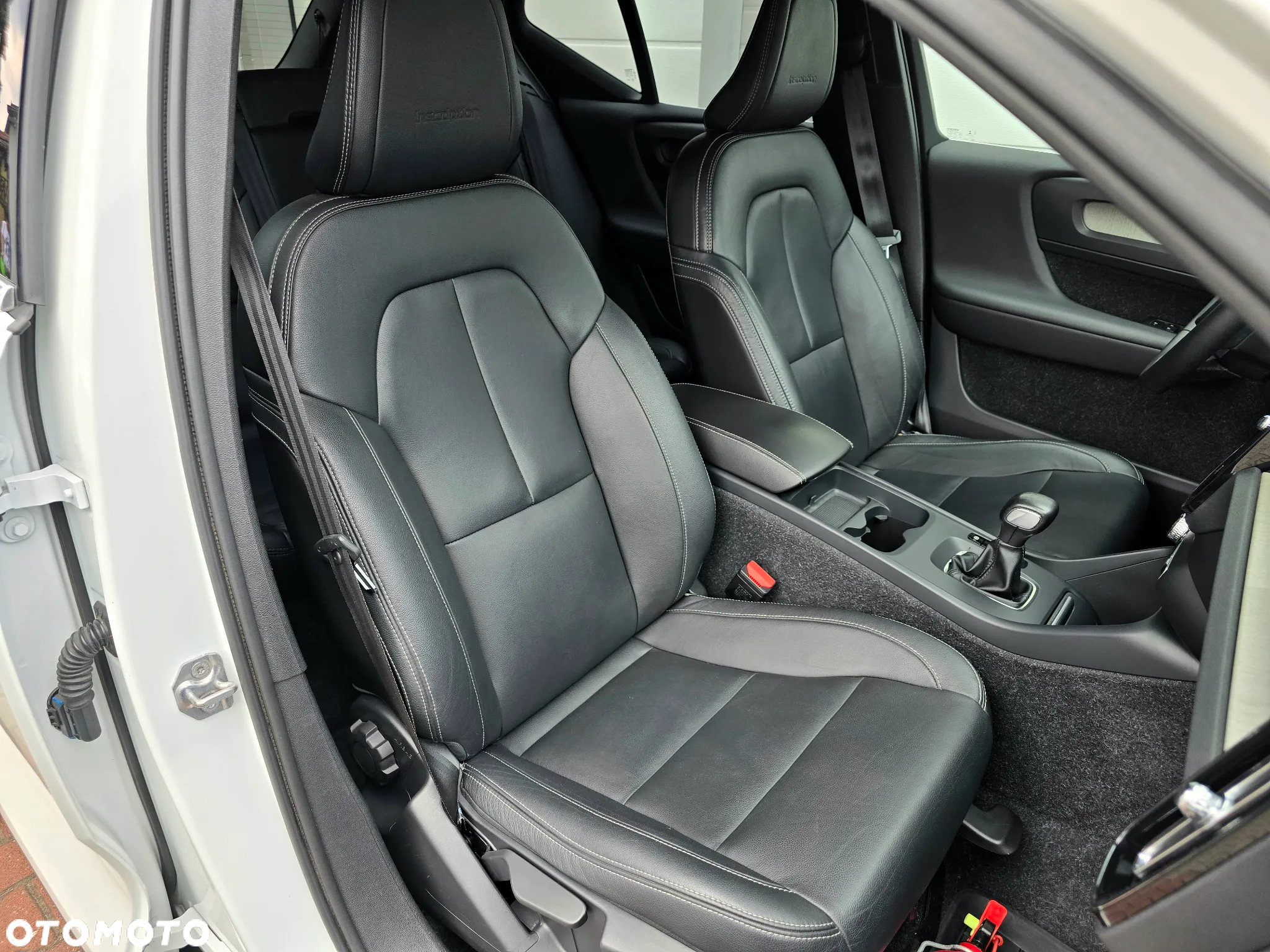 Volvo XC 40 T3 Inscription - 29