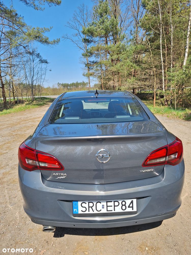 Opel Astra 1.4 Turbo - 4