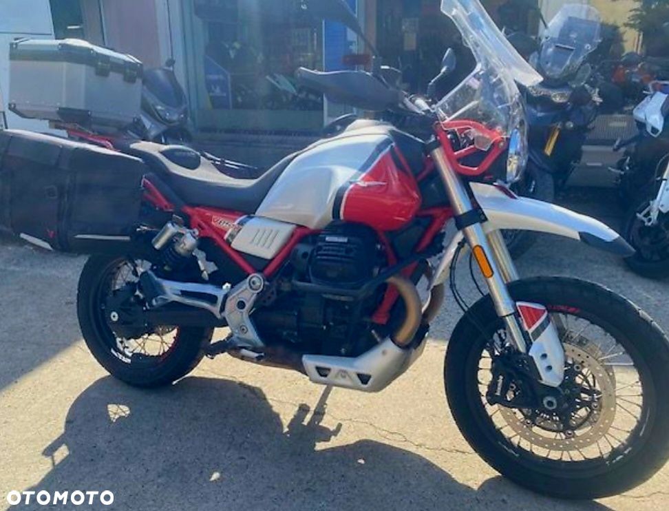 Moto Guzzi V85 - 4
