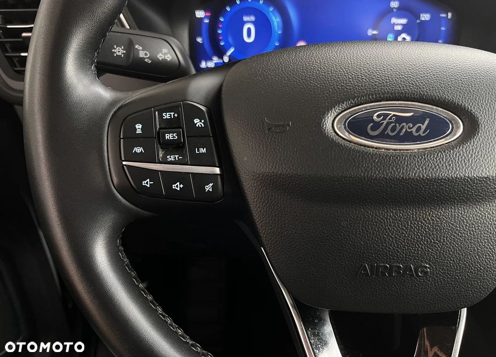 Ford Kuga 2.5 Duratec FHEV 4x4 TITANIUM - 13