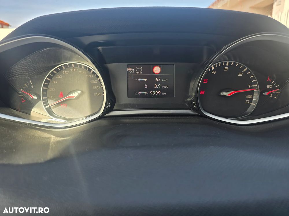 Peugeot 308 BlueHDi 130 Stop & Start Allure Business-Paket - 29