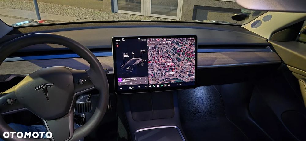 Tesla Model 3 2021 photo 4
