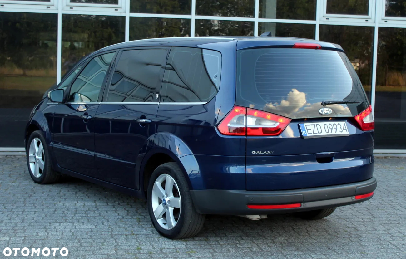 Ford Galaxy 2.0 Ghia - 11