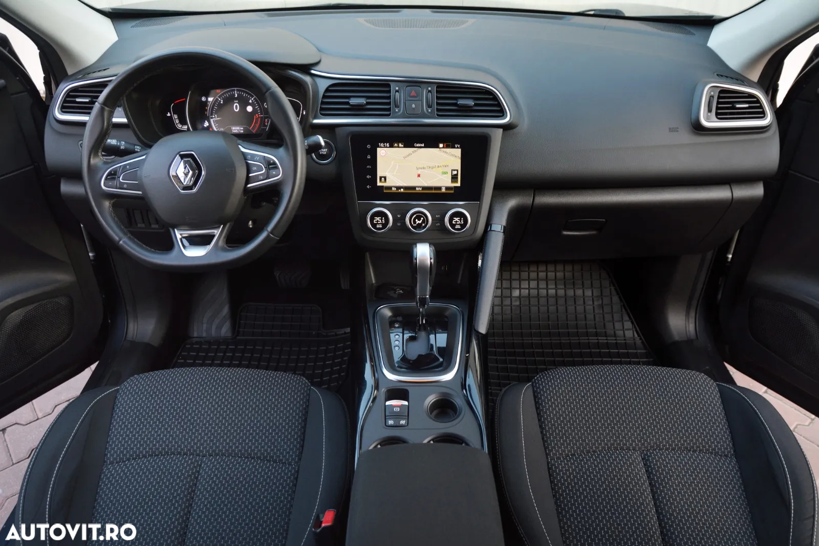 Renault Kadjar BLUE dCi 115 EDC BOSE EDITION - 20
