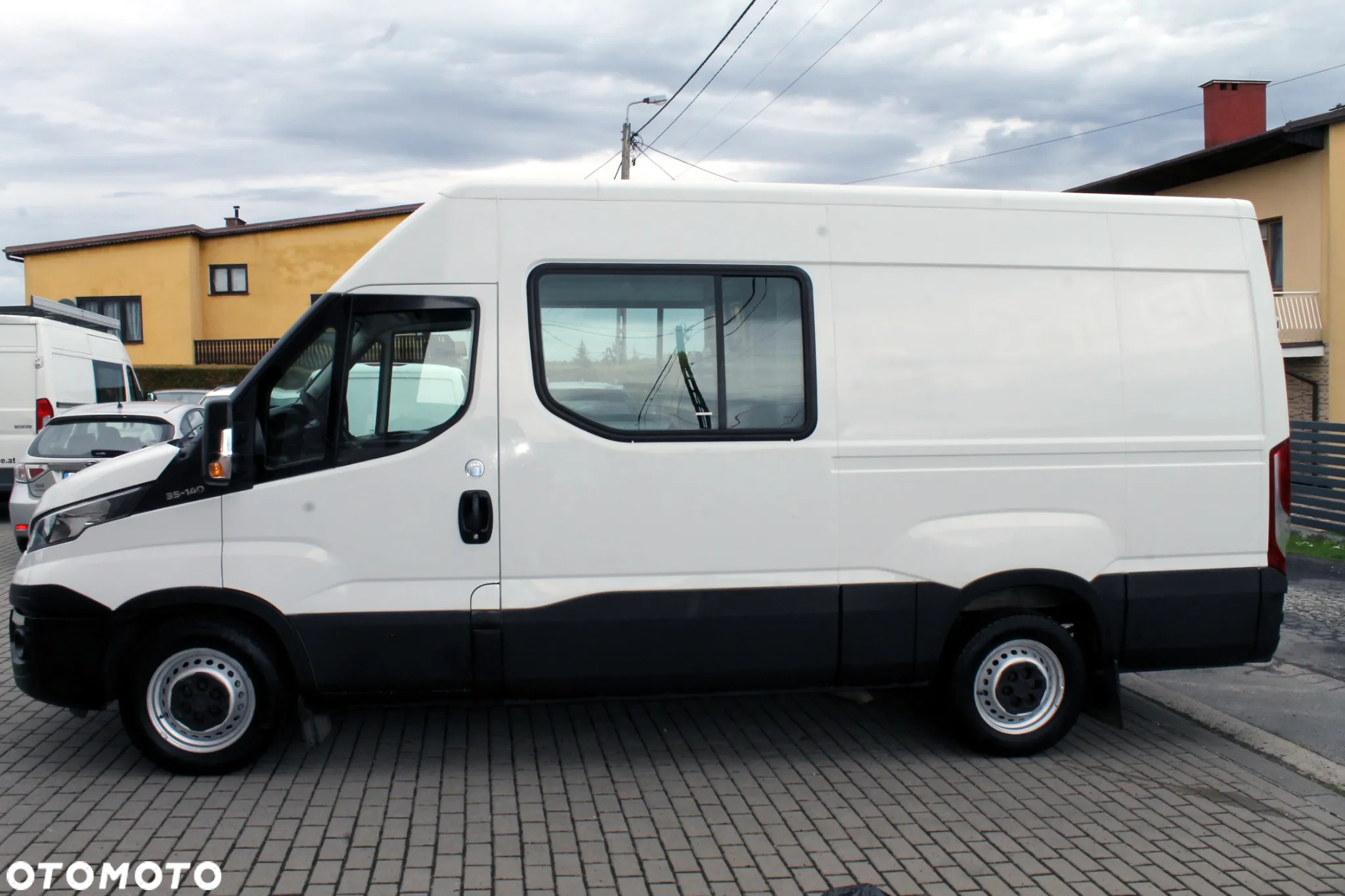 Iveco DAILY 35S14 6 MIEJSCOWY BRYGADOWY - 6