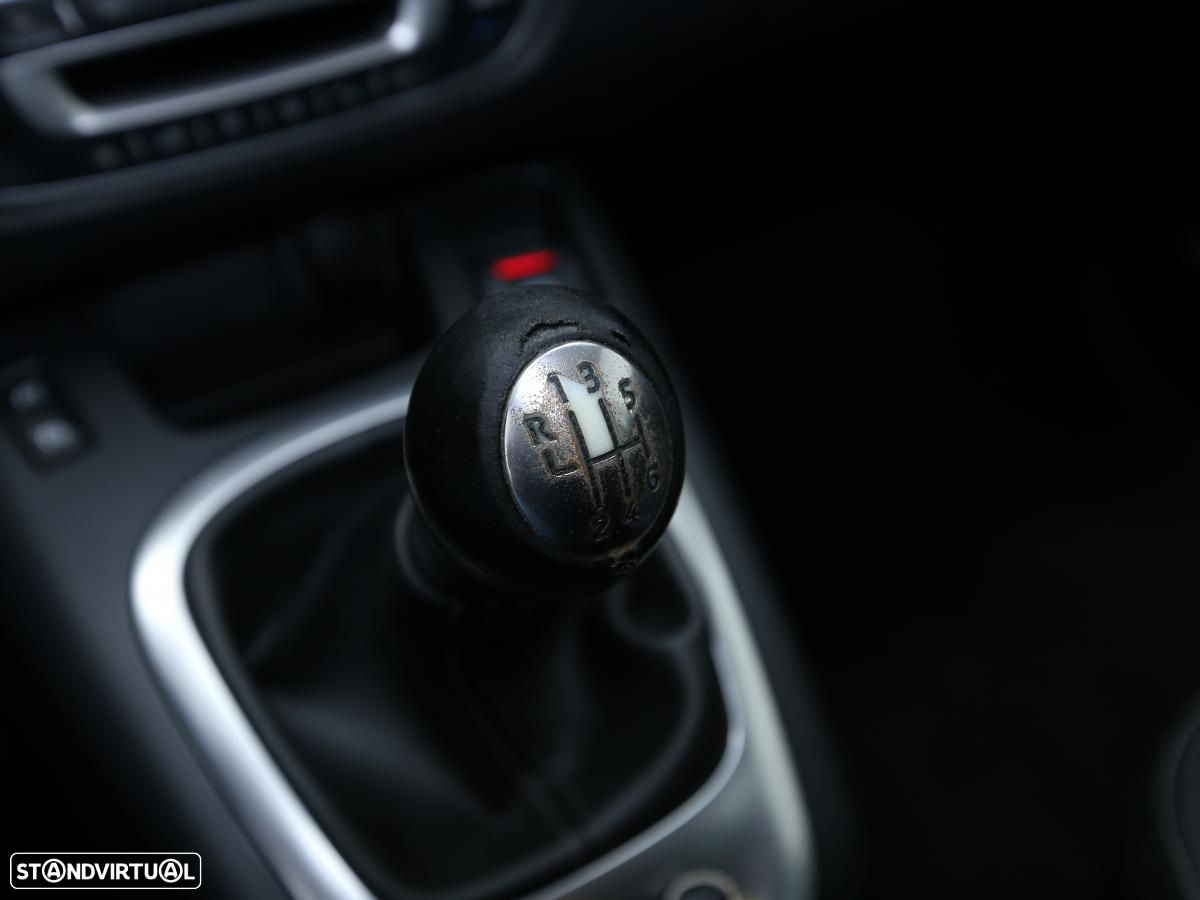 Renault Mégane Scénic - 12