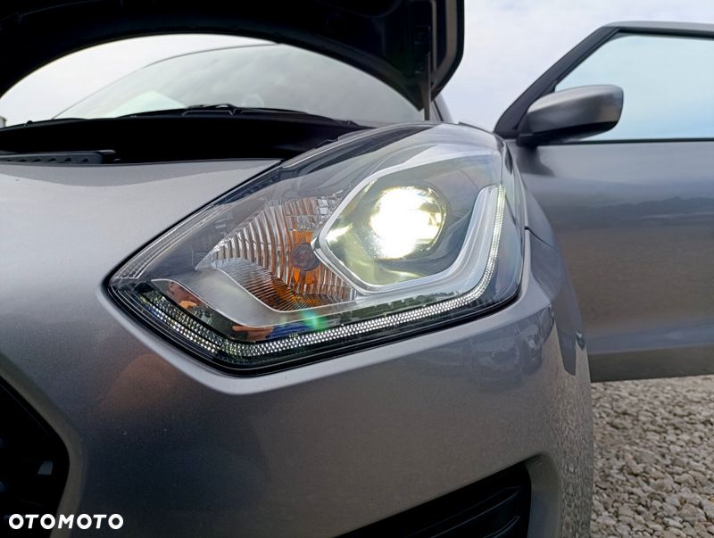 Suzuki Swift 1.2 Dualjet Hybrid CVT Comfort - 22