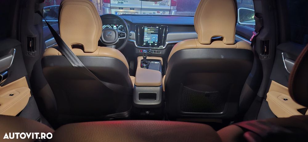 Volvo V90 D4 - 9