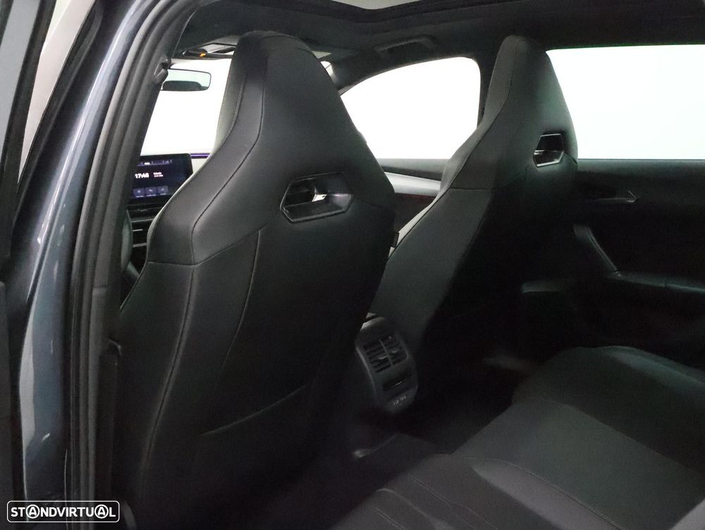 Cupra Leon ST 1.5 eTSI DSG - 31