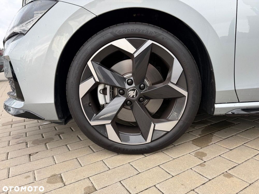 Skoda Superb 2.0 TSI Sportline DSG - 37
