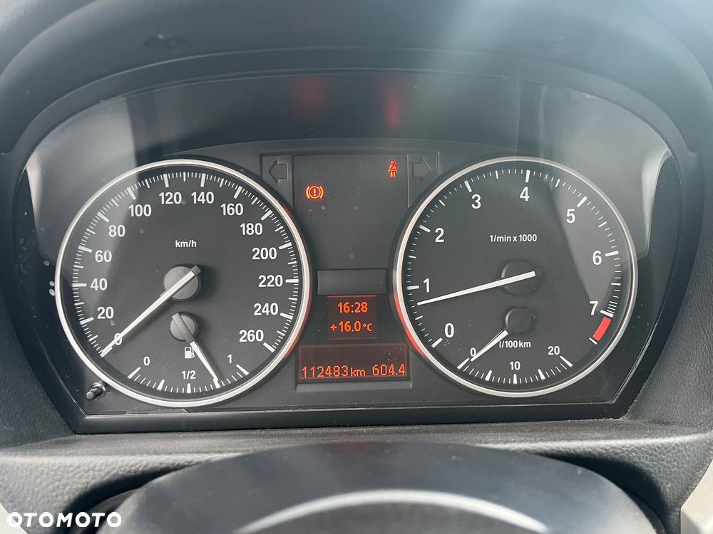 BMW Seria 3 320i - 7