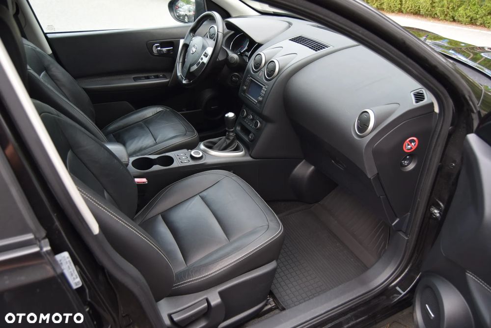 Nissan Qashqai 2.0 dCi 4 x 4 DPF tekna - 8
