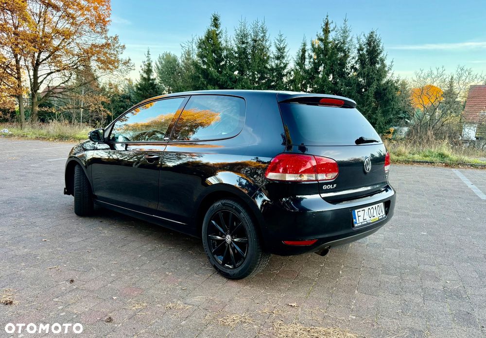 Volkswagen Golf 1.2 TSI BlueMot Comfortline - 18