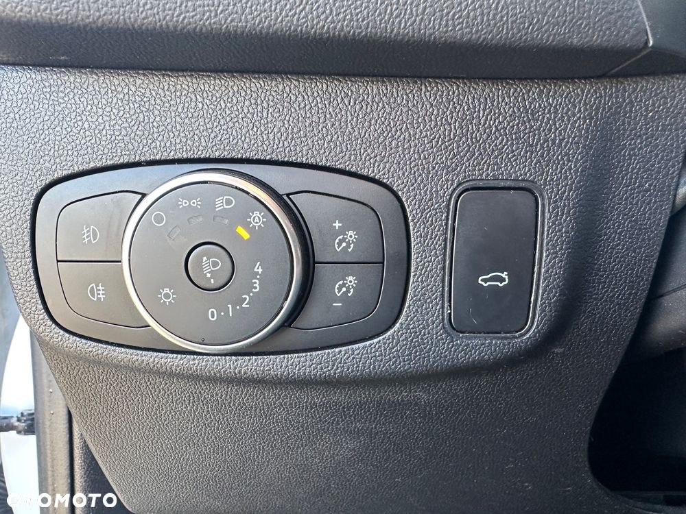 Ford Focus - 22