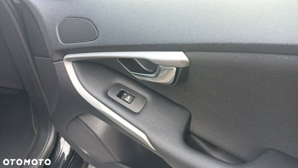 Volvo V40 - 33