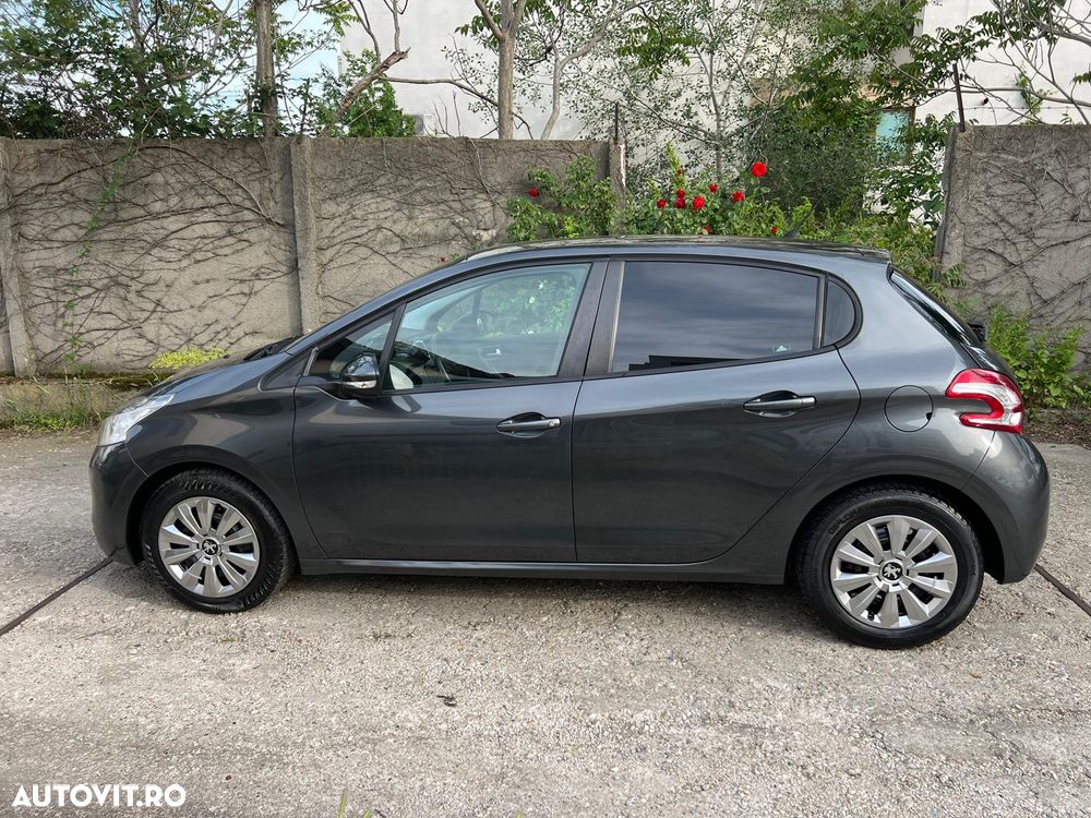 Peugeot 208 1.6 BlueHDi FAP Style - 12
