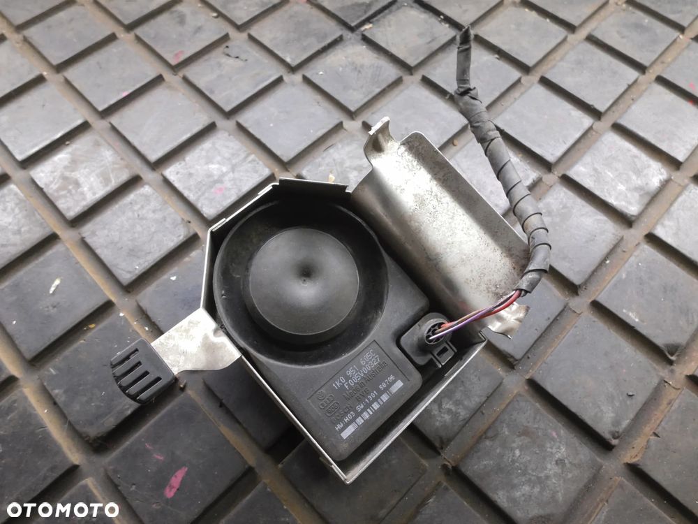 SYRENA SYGNAŁ DZWIĘKOWY KLAKSON AUDI A4 B8 A5 8T 1K0951605C - 1