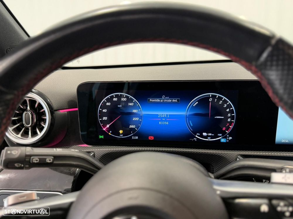 Mercedes-Benz A 250 e AMG Line - 9