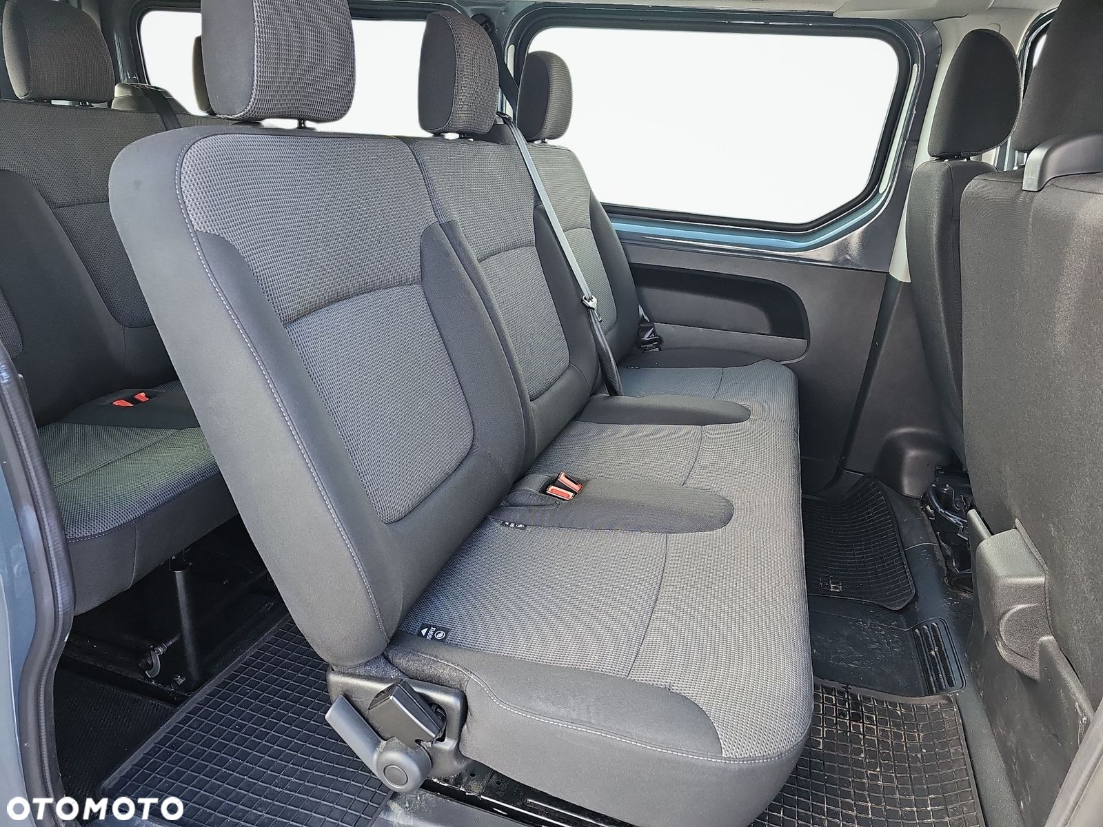 Renault Trafic Grand SpaceClass 2.0 dCi - 22