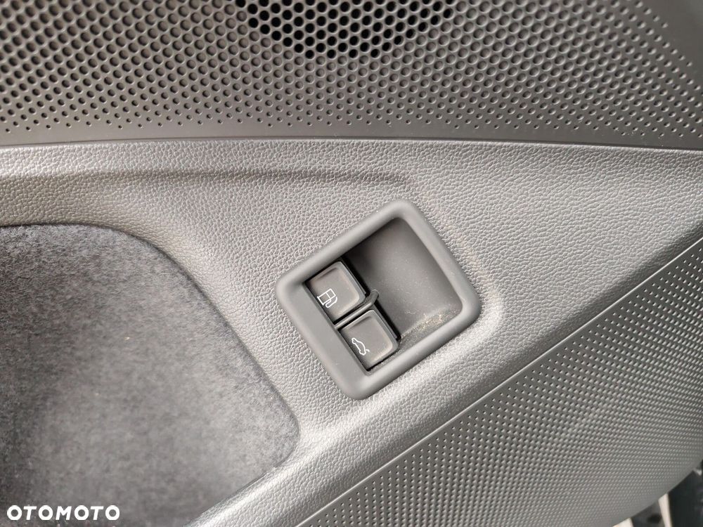 Volkswagen Passat - 14