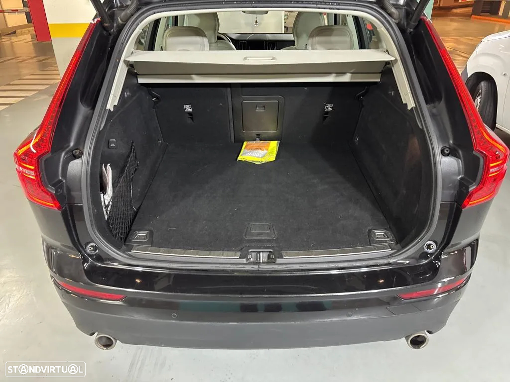 Volvo XC 60 2.0 D4 Momentum Plus Geartronic - 11