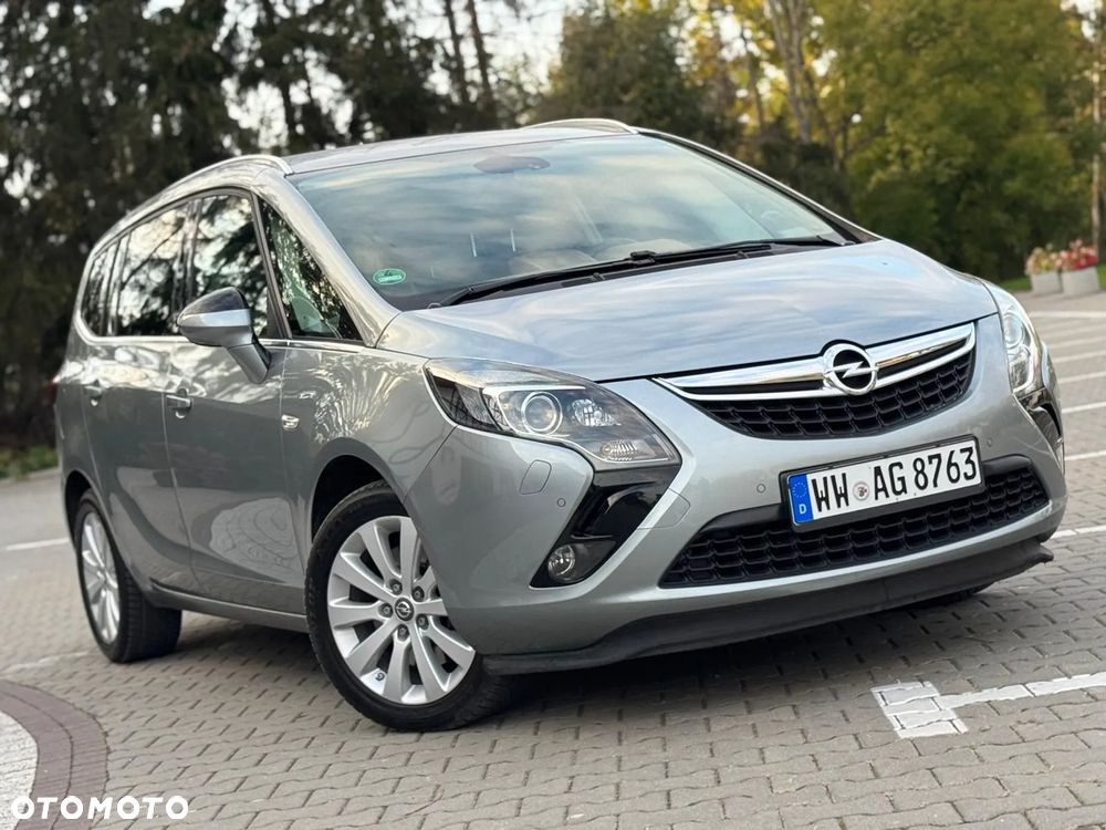 Opel Zafira Tourer 1.6 SIDI Turbo Innovation - 1