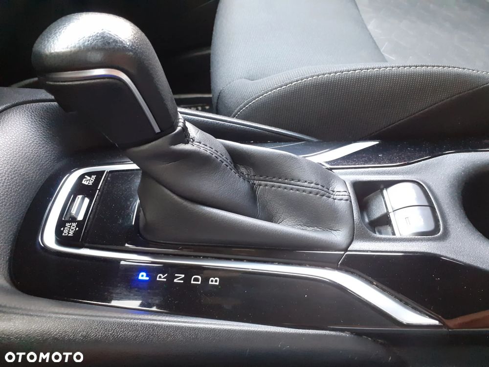 Toyota Corolla - 28