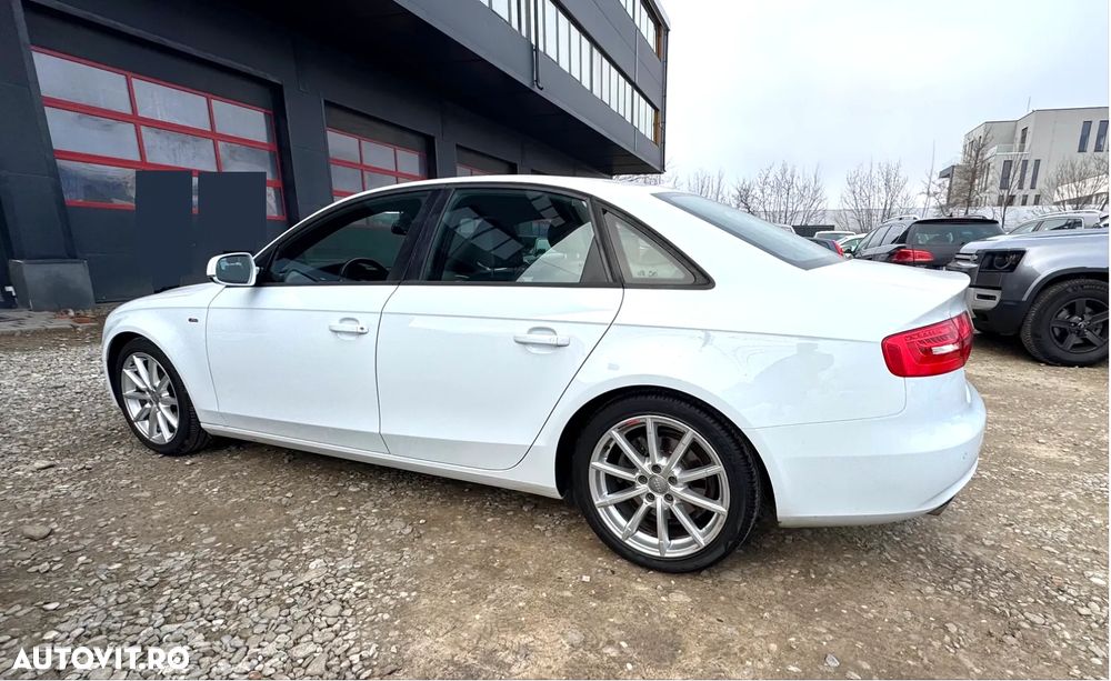 Audi A4 2.0 TDI DPF clean quattro S tronic S line Sportpaket - 10