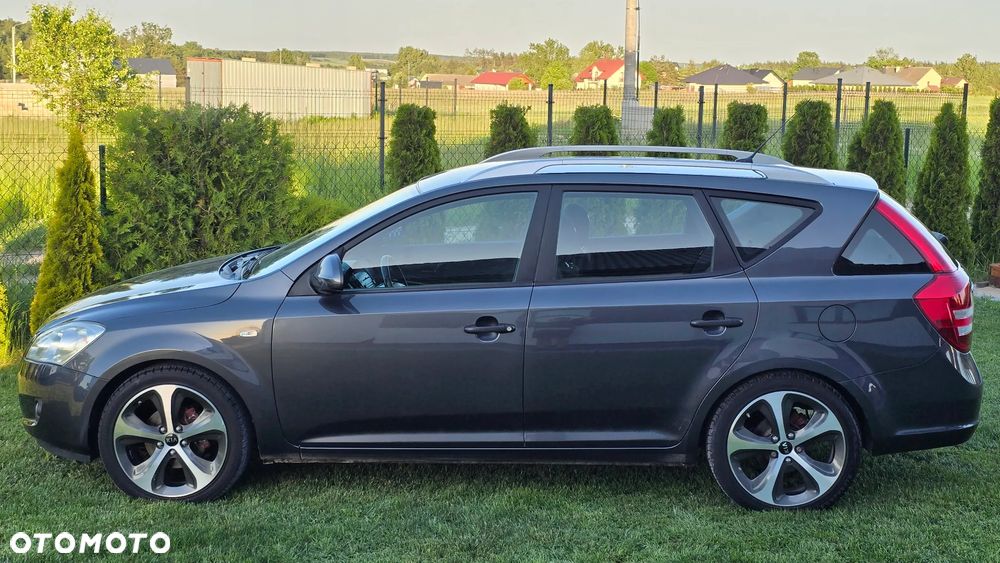 Kia Ceed 1.4 CVVT Attract - 1
