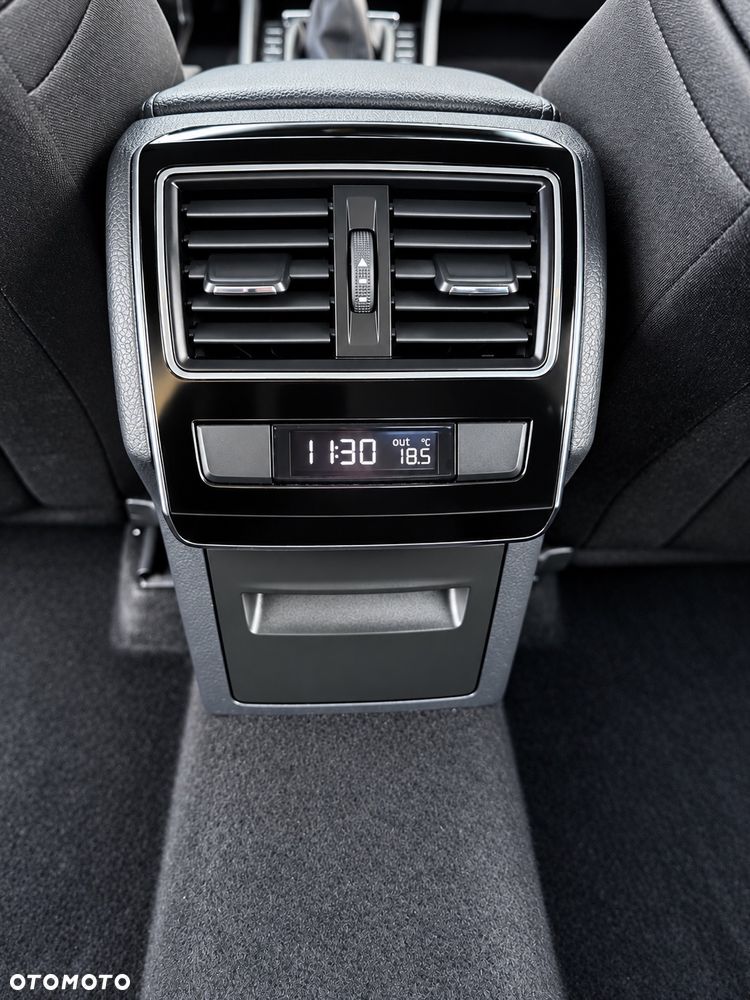 Skoda Superb 2.0 TDI Ambition - 14