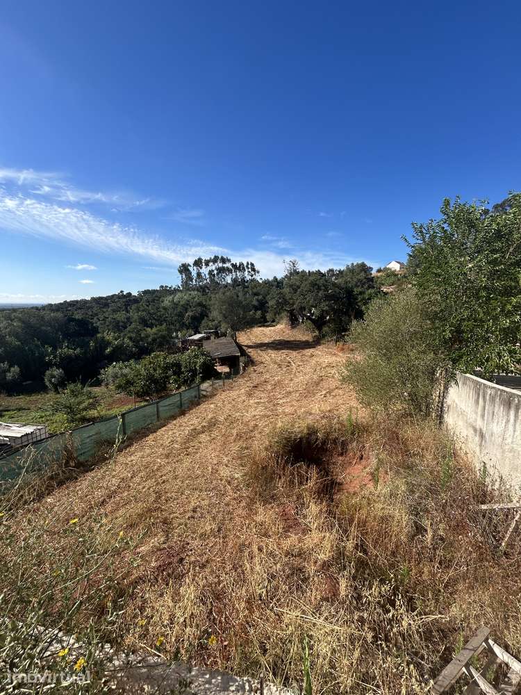Oportunidade Lote de terreno com 960m2 - Grande imagem: 3/5