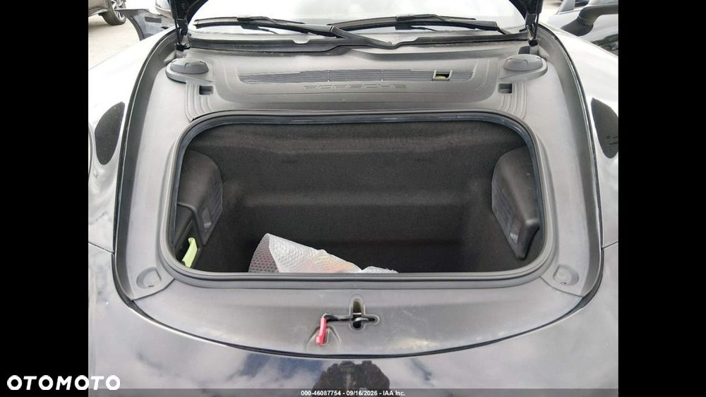 Porsche 911 Carrera 4S PDK - 11