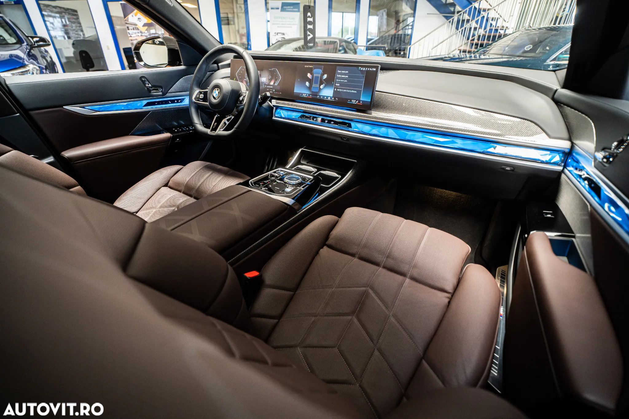 BMW Seria 7 740d xDrive MHEV - 25