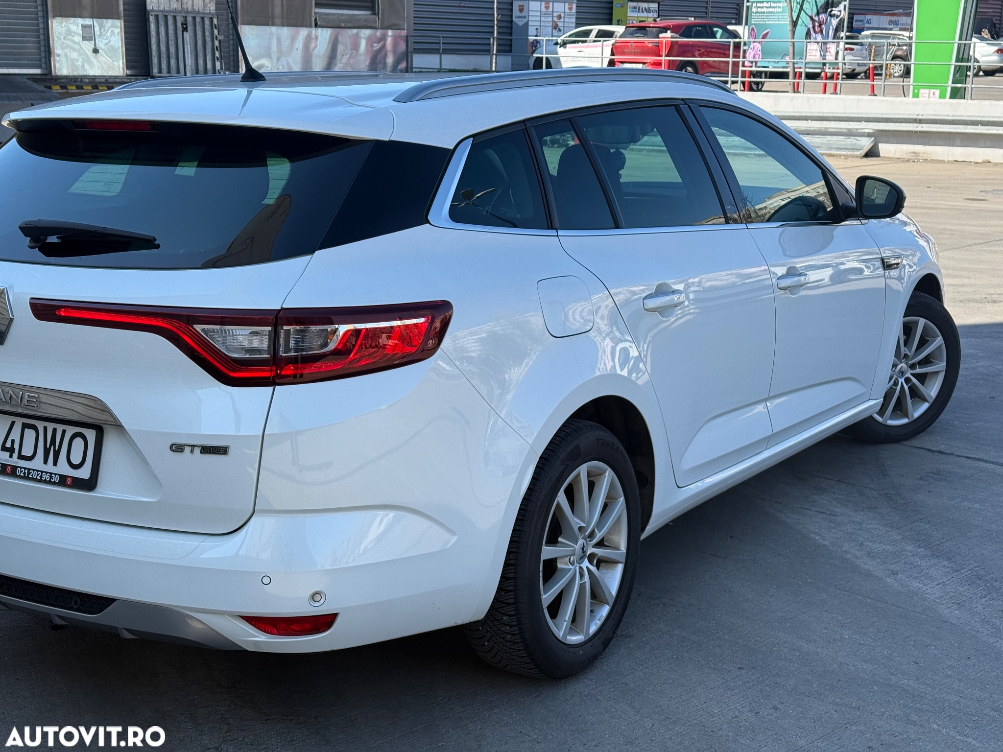 Renault Megane ENERGY dCi 110 GT LINE - 2