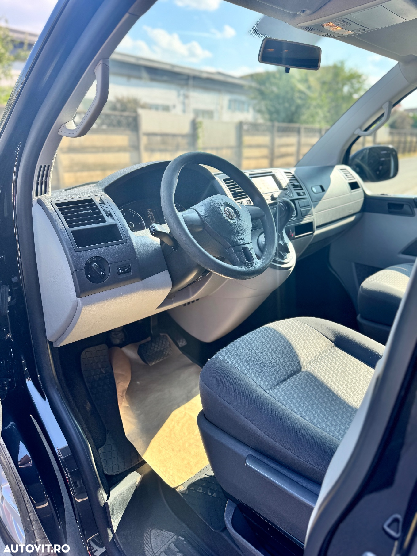 Volkswagen Transporter - 15