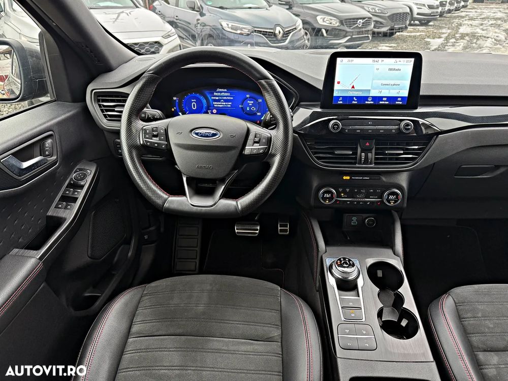 Ford Kuga 2.5 Duratec PHEV ST-LINE X - 10