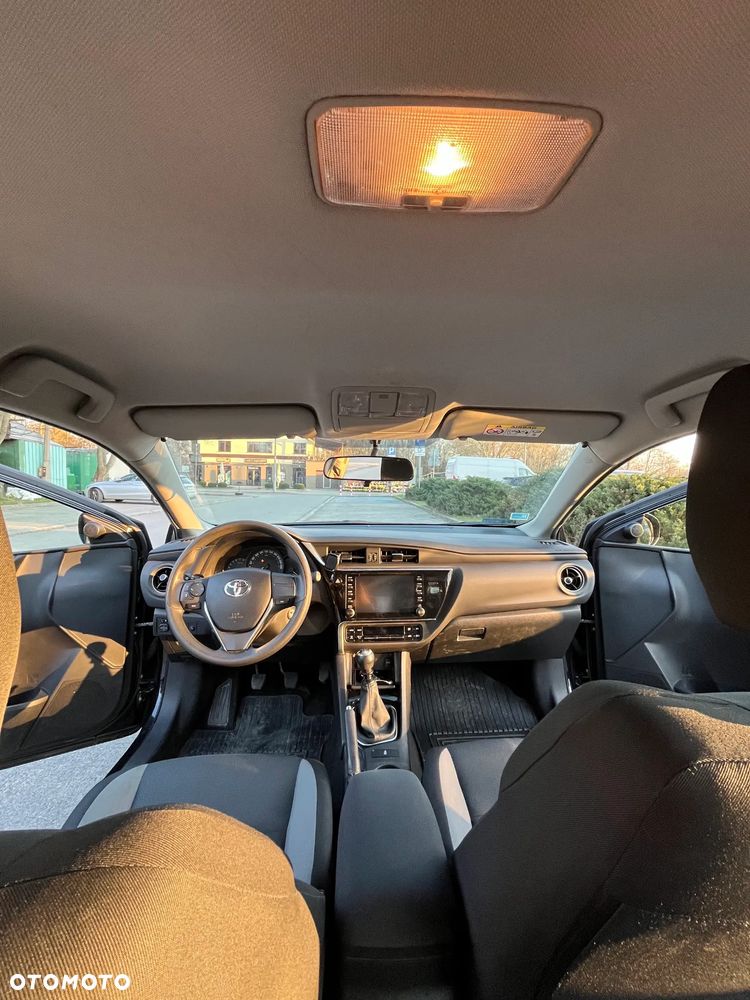 Toyota Auris - 9