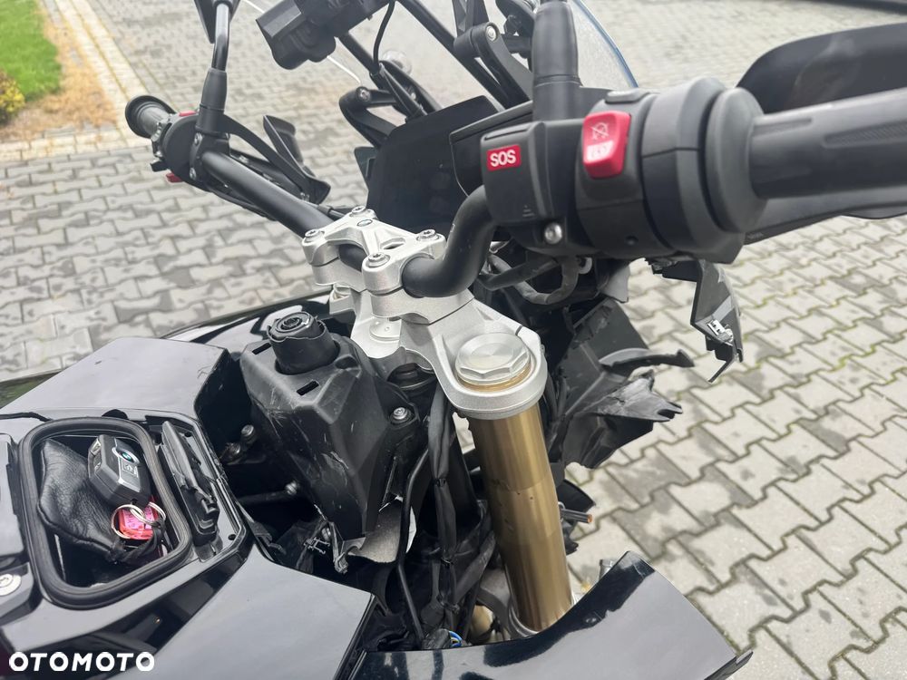 BMW XR - 23