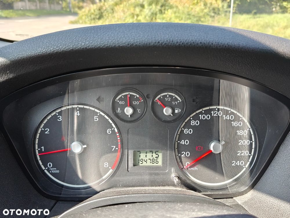 Ford Focus 1.4 Ambiente - 21