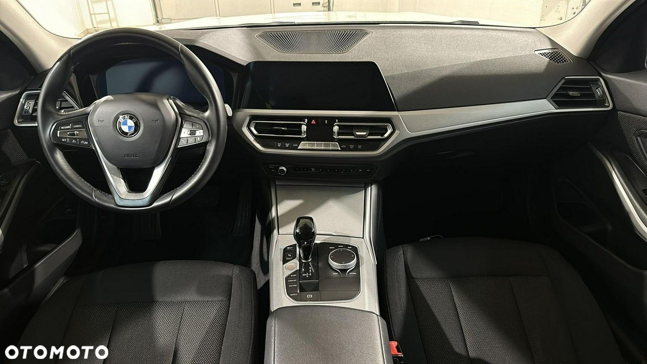 BMW Seria 3 - 15