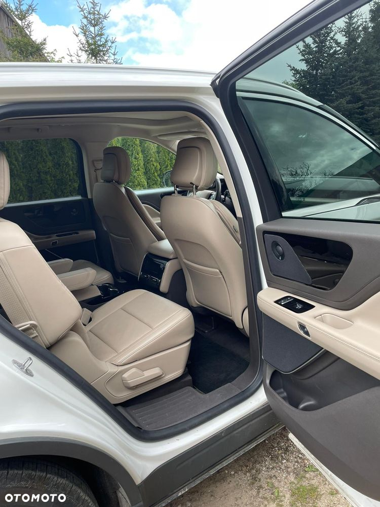 Lincoln Aviator - 17