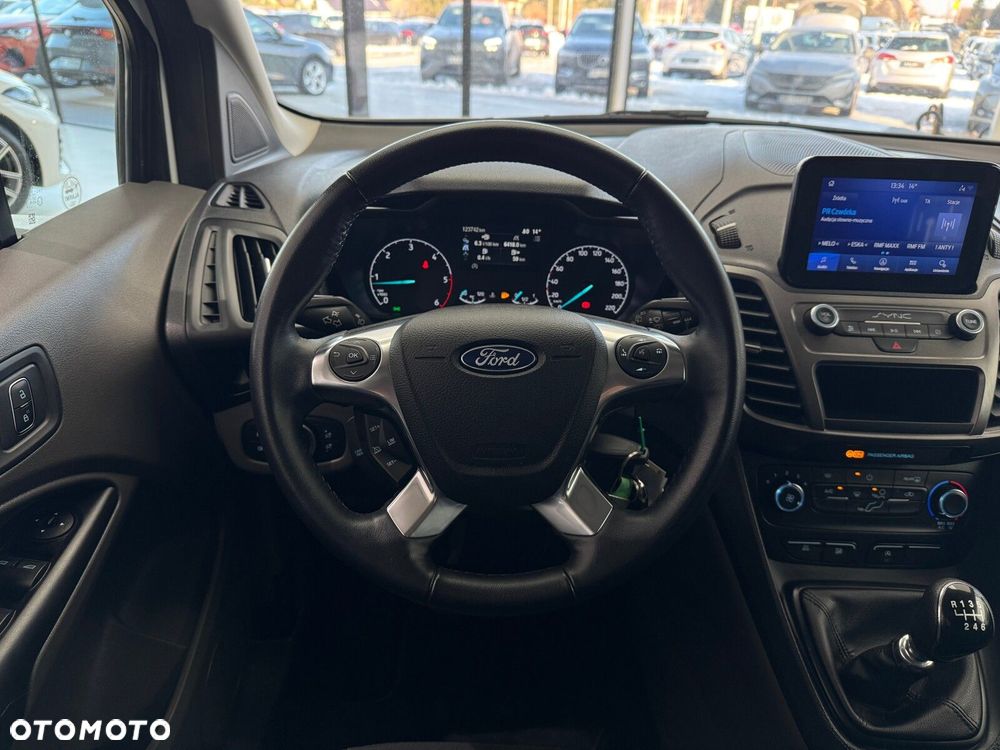 Ford Transit Connect - 15