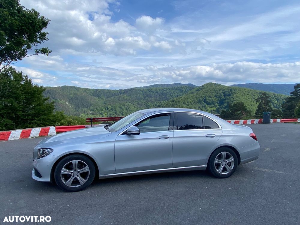Mercedes-Benz E 220 d Aut. - 1