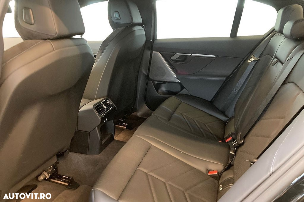 BMW Seria 5 530e xDrive AT PHEV - 15