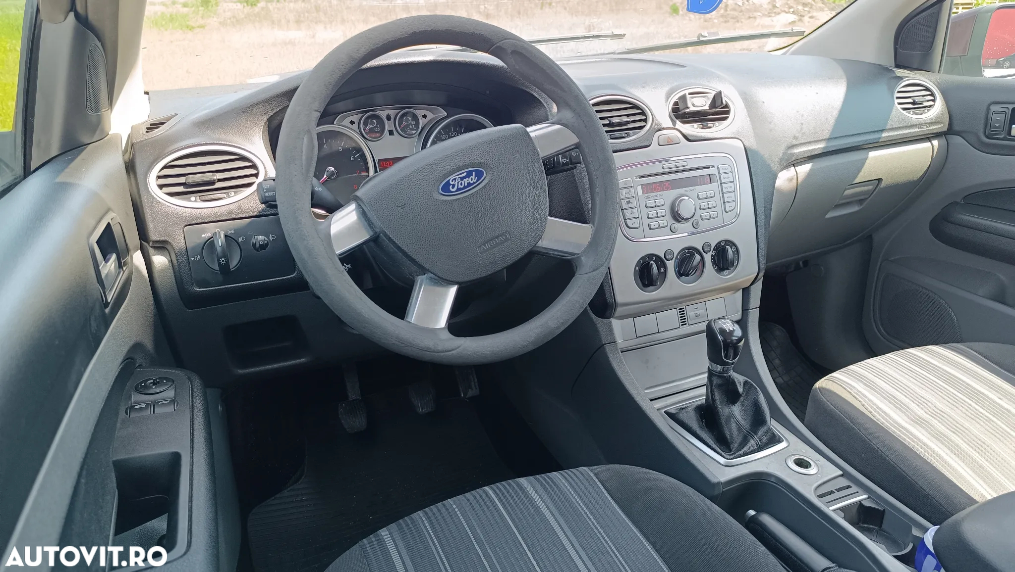 Ford Focus 1.6 Ambiente - 6