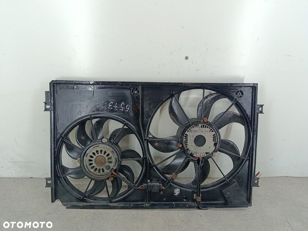 WENTYLATOR CHŁODNICY VW GOLF PLUS I 13-55D300198 1K0.121.207T 1.4 TSI - 1